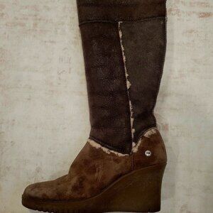 Womens Ugg Brown Suede Wedge Boots